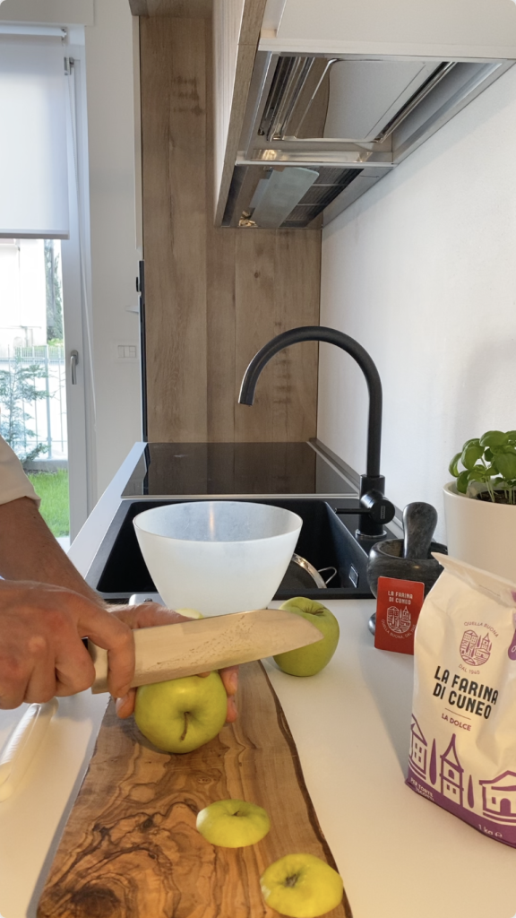 Ricetta torta di mele - La Farina di Cuneo